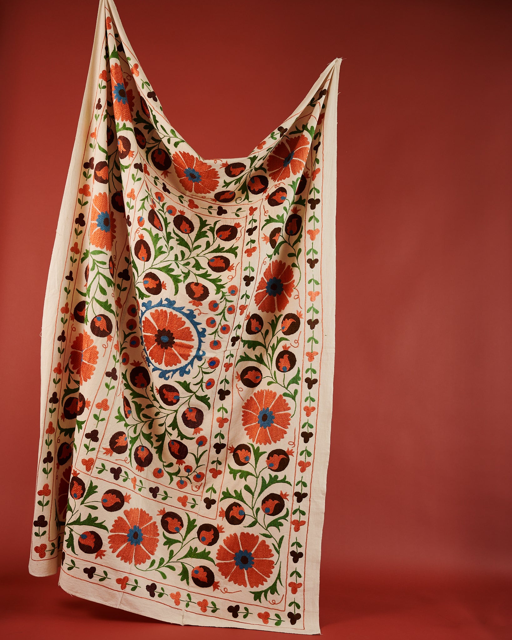 Bazaar Rumi Suzani Table Cloth